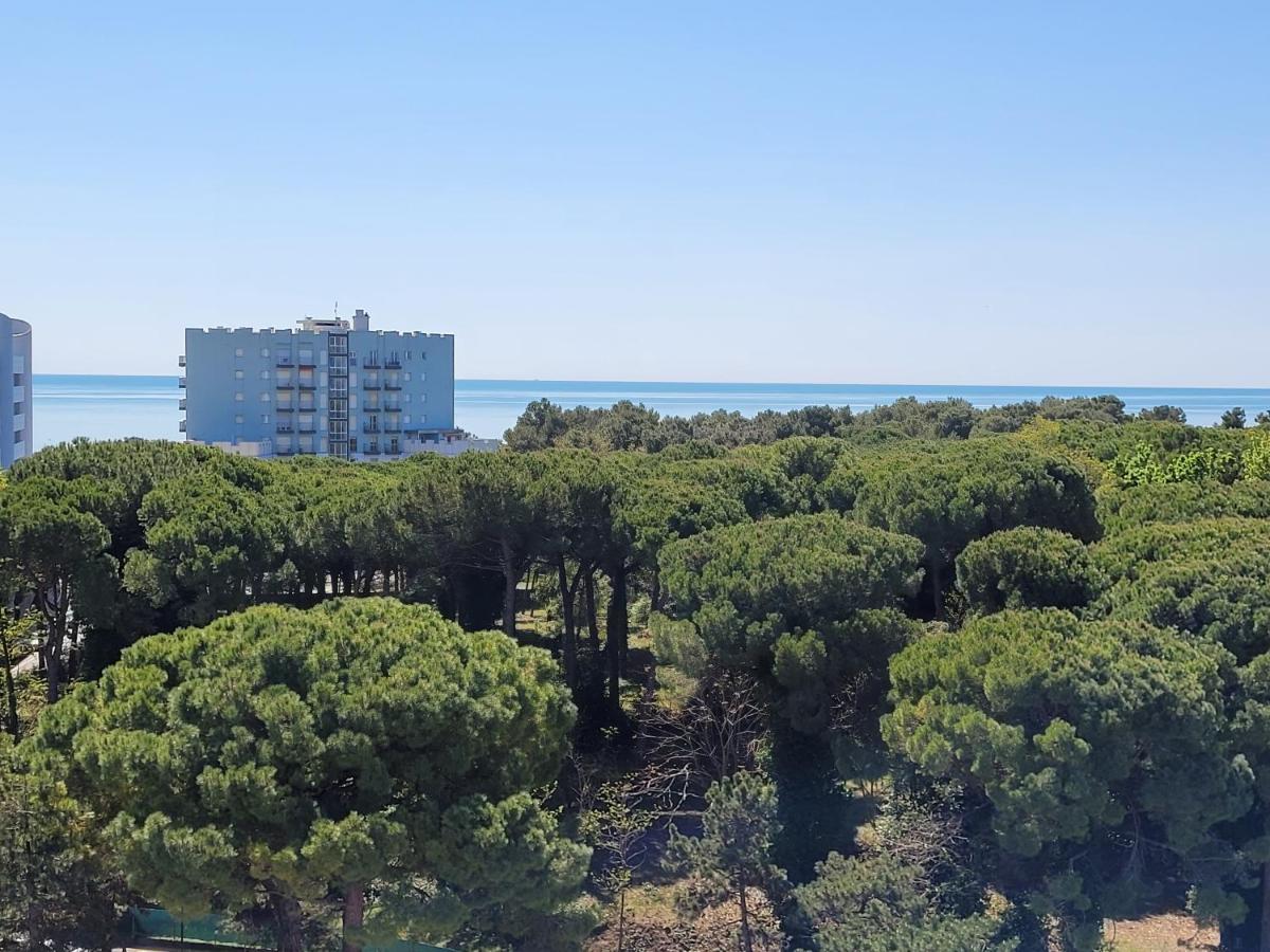 Rosato Double Sea View Apartment Lignano Sabbiadoro Exteriér fotografie